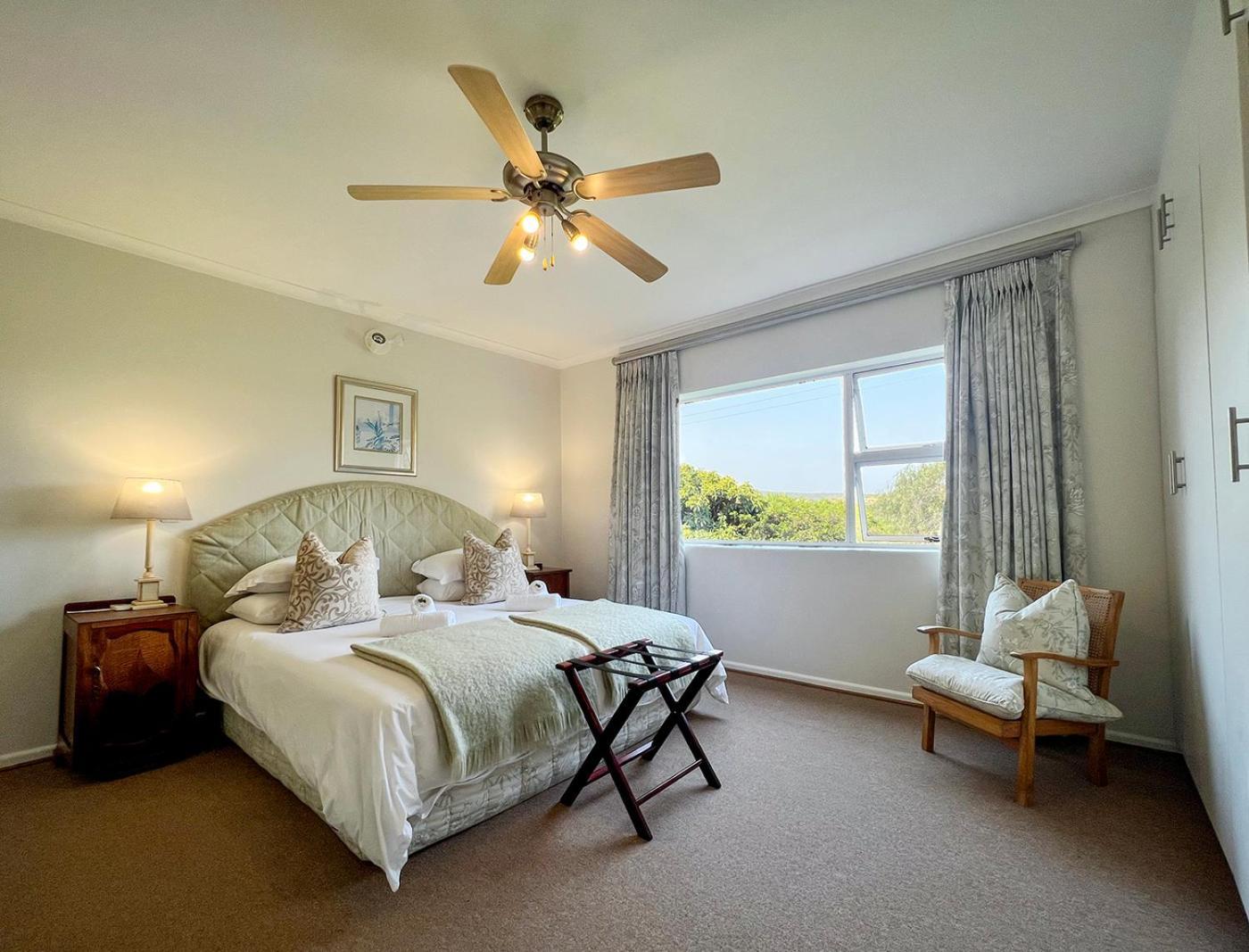 Sundune Guest House โคลเชสเตอร์ ภายนอก รูปภาพ